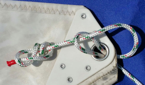 halyard attachment