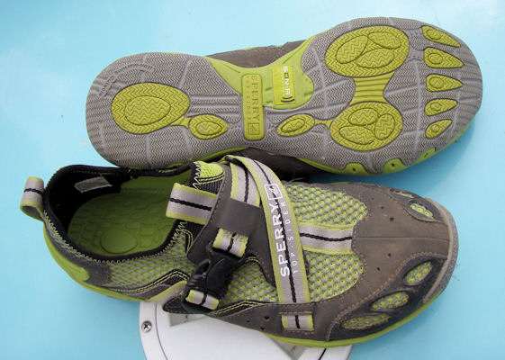 Sperry top on sale sider water shoes